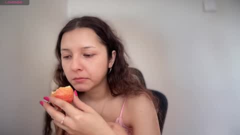 Emma online show from February 2025 12:34:02 PM