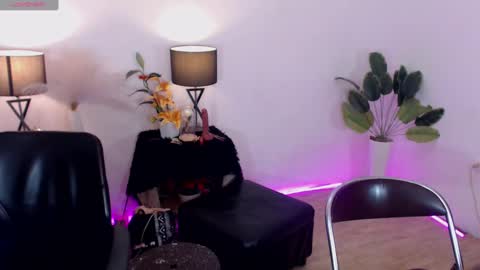 Snapshot of caprize_diva chatting on January 2025 03:17:02 PM caprize_diva online show from January 2025 03:17:02 PM