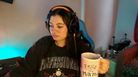cara890713 online show from February 2025 02:19:02 PM