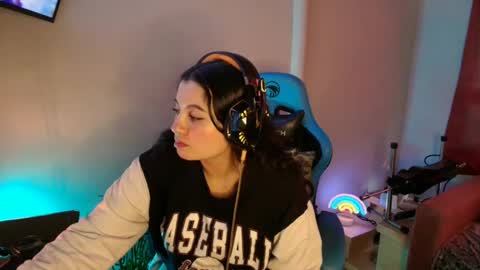 cara890713 online show from February 2025 08:09:02 PM
