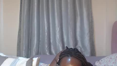 Snapshot of caramel_chocolate01 chatting on September 2025 06:26:02 AM caramel online show from September 2025 06:26:02 AM