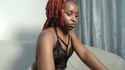 Snapshot of caramel_chocolate01 chatting on November 2025 08:32:01 PM caramel online show from November 2025 08:32:01 PM