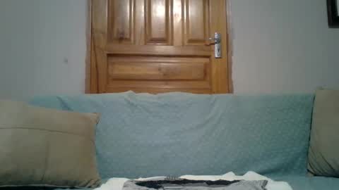 Snapshot of caramelchoc81 chatting on October 2025 01:50:01 AM candylious81 online show from October 2025 01:50:01 AM