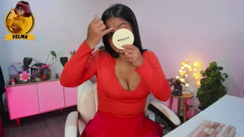 Snapshot of caramelo_xox chatting on September 2025 12:34:02 AM online show from September 2025 12:34:02 AM