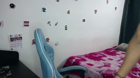 carapalida9008 online show from January 2025 03:33:01 PM