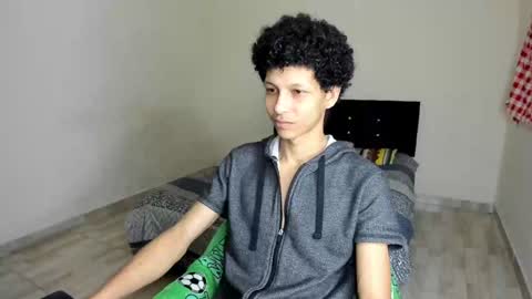 Snapshot of cardrey05 chatting on December 2024 01:08:01 AM Carlos and Cristian online show from December 2024 01:08:01 AM