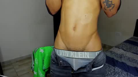 Carlos and Cristian  online show from October 2025 11:28:01 AM