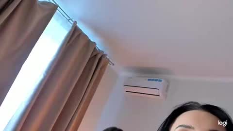 caressyourself online show from January 2025 08:17:01 AM