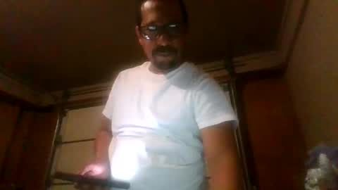 Adams huge online show from November 2025 06:13:01 AM