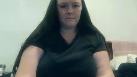 carinabro10 online show from October 2025 10:45:01 AM