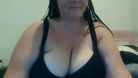 carinabro10 online show from November 2025 09:09:02 AM