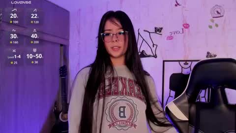 C A R O L I N A IG caroolina 19 online show from November 2025 08:07:01 PM