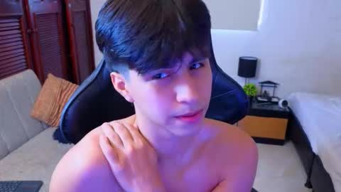 carl_dixon online show from October 2025 05:22:02 PM