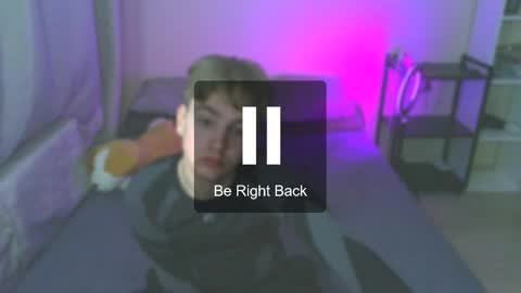 Carl online show from December 2024 04:21:02 PM