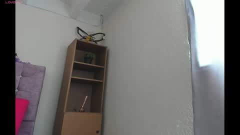 Carla online show from September 2025 02:27:02 PM