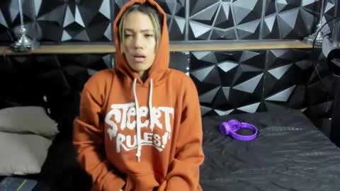 carlamarrinson online show from December 2024 04:53:01 AM