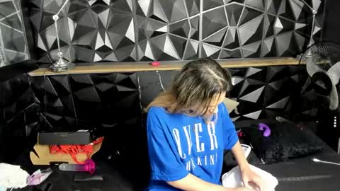 carlamarrinson online show from December 2024 01:42:01 AM