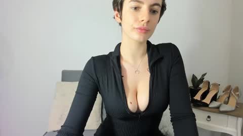 Carli online show from December 2024 12:28:01 AM