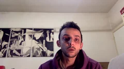 Snapshot of carlos037tm chatting on February 2025 10:32:01 PM Carlos online show from February 2025 10:32:01 PM