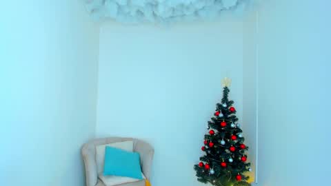 Andrea online show from December 2024 03:26:01 PM