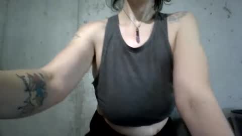 Carly Smiles online show from December 2024 03:37:01 PM