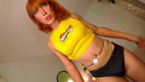 Snapshot of carmella_romance chatting on December 2024 10:33:02 AM Carmella online show from December 2024 10:33:02 AM