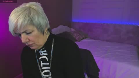 Snapshot of carmensoft chatting on October 2025 09:48:02 PM Carmen online show from October 2025 09:48:02 PM