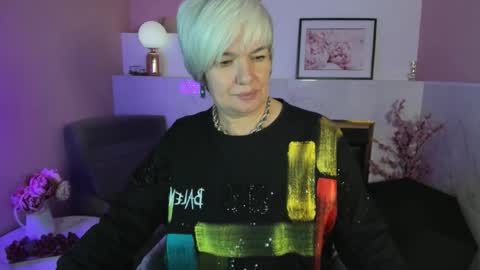 Snapshot of carmensoft chatting on October 2025 08:37:02 PM Carmen online show from October 2025 08:37:02 PM