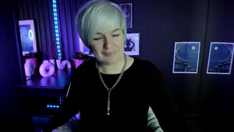 Snapshot of carmensoft chatting on November 2025 09:24:02 PM Carmen online show from November 2025 09:24:02 PM