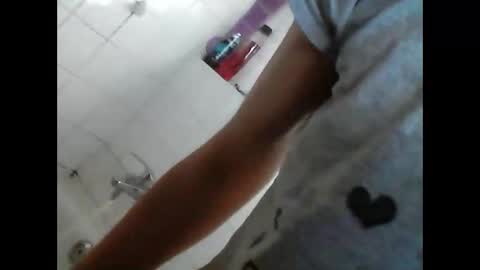 Snapshot of caroisback chatting on November 2025 07:53:01 AM caroisback online show from November 2025 07:53:01 AM