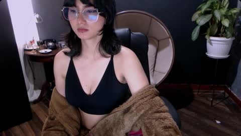 carolaird online show from September 2025 07:08:02 PM