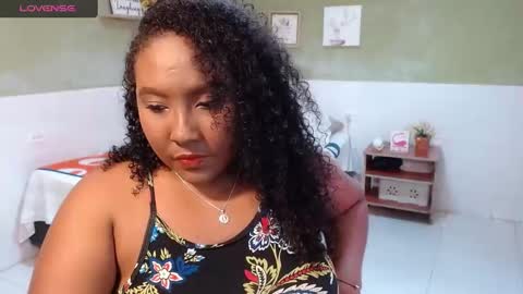 Snapshot of caroldelatorre chatting on February 2025 07:15:02 PM Carol de la torre online show from February 2025 07:15:02 PM