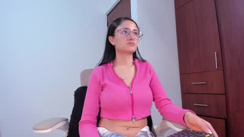 Caroline online show from January 2025 10:23:01 PM