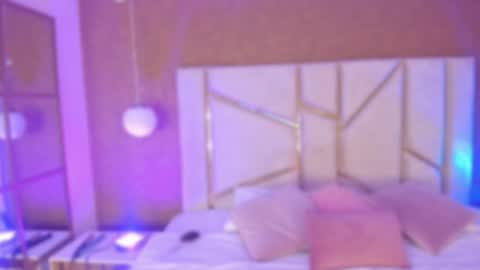carolinaa_suarez online show from September 2025 12:06:01 PM