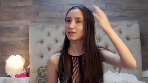 carolinahart online show from October 2025 07:51:02 AM