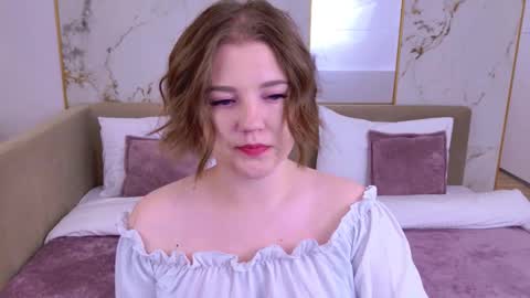 Snapshot of carolinasherry chatting on October 2025 05:28:01 AM carolinasherry online show from October 2025 05:28:01 AM