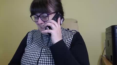 Snapshot of carolinedream_ chatting on October 2025 05:27:02 AM CarolineDream online show from October 2025 05:27:02 AM