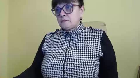 Snapshot of carolinedream_ chatting on October 2025 09:28:01 AM CarolineDream online show from October 2025 09:28:01 AM