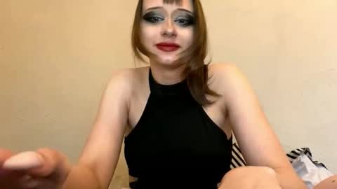 Elizabeth online show from September 2025 05:31:01 AM