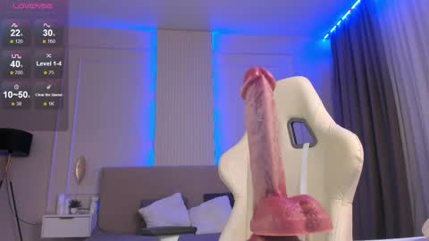 Nancy dont forget to thumbs up me online show from October 2025 02:35:02 PM