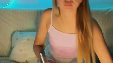 Snapshot of carriebradshawww chatting on September 2025 01:34:02 PM carriebradshawww online show from September 2025 01:34:02 PM