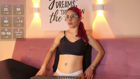 Casey online show from October 2025 12:17:02 PM