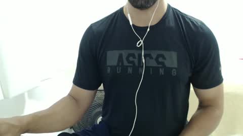 cashmastermuscle77 online show from December 2024 02:21:01 PM