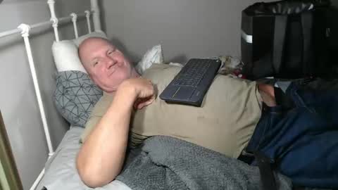 Snapshot of casinocam chatting on October 2025 02:34:01 AM CasinoCam online show from October 2025 02:34:01 AM