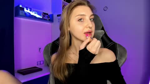 Seductress Cassia  FINDOM AND SADISM  NO NUDE online show from March 2025 07:27:02 PM