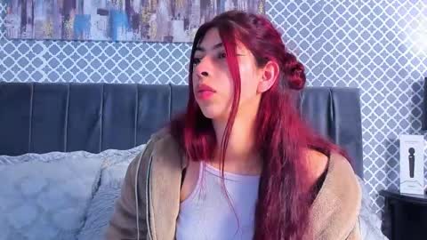 Snapshot of cassie_bloom chatting on February 2025 09:32:01 AM cassie_bloom online show from February 2025 09:32:01 AM