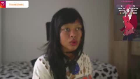 cASSie online show from November 2025 05:24:01 PM