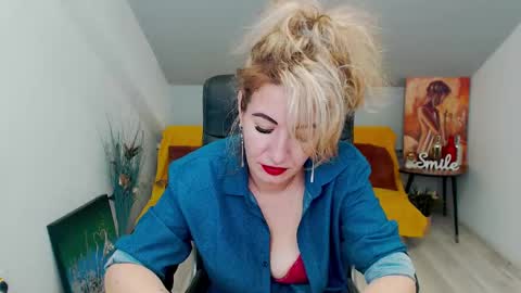 CassieJonas online show from January 2025 06:53:02 AM