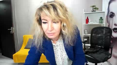 Snapshot of cassiejonas chatting on October 2025 02:45:01 AM CassieJonas online show from October 2025 02:45:01 AM