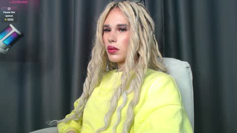 Snapshot of cassiemich chatting on January 2025 04:50:02 PM Cassie online show from January 2025 04:50:02 PM